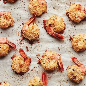 Cesta De Camarones Al Coco