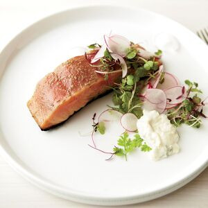 Almuerzo De Salmón A La Parrilla
