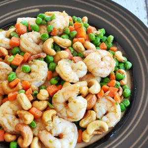Camarones Con Nueces De Anacardo Especial De Almuerzo