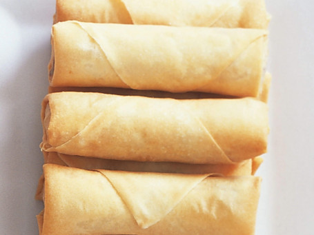 Rouleaux De Printemps Au Poulet (4 Pcs)