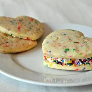 Connoisseur Glace Cookie Aux Pépites De Chocolat Cuite 1L Économisez 1,96 $