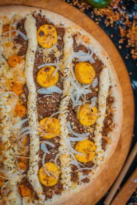 Bandeja De Salchichas Y Pimientos