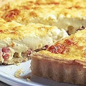 Quiche Lorraine Avec Bacon Et Fromage Suisse