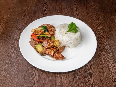 Carne De Res Con Ajo