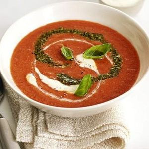Sopa De Tomate Y Albahaca