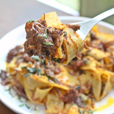 Ragú De Costillas Cortas