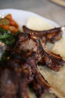 Cuadril De Cordero Con Menta Y Ajo