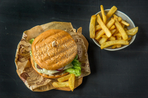 Cheeseburger Con Tocino