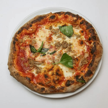 Pizza De Atún Con Cebolla