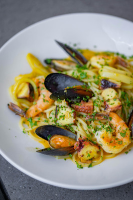 Calamares En Salsa De Frijoles Negros