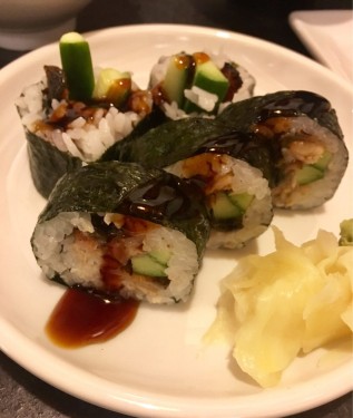 Rouleau D'anguille Et De Concombre