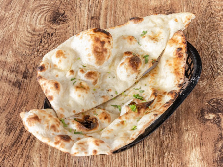 Naan-Brot