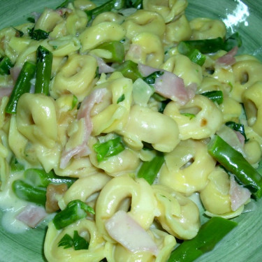 Tortellini À La Crème Au Jambon