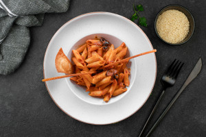 Carne De Res Con Tomate Pimiento