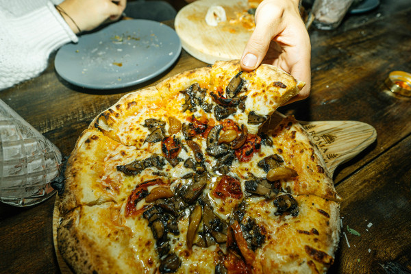 Pizza Brownie Selva Negra Completa (10124Kj)