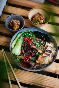 Sopa Picante Ácida Con Pollo