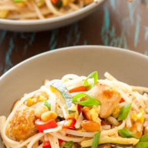Pad Thai De Pollo Sin Gluten