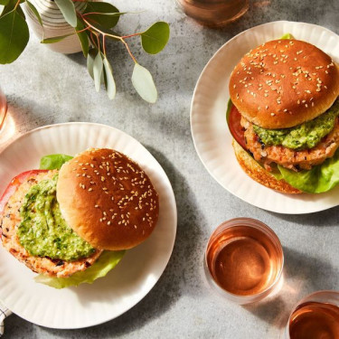 Hamburguesa De Pescado A La Parrilla