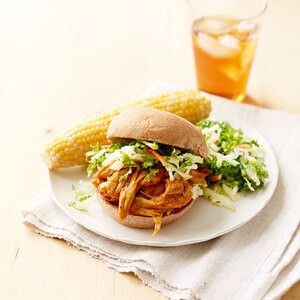 Sandwich Au Poulet Bbq Miel Et Sauce