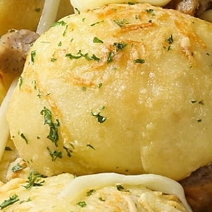 Repas Fondant Pour Petit-Déjeuner Au Fromage Et Aux Saucisses