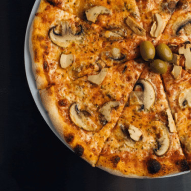 Pizza Aux Champignons