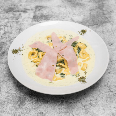Tortellini Prosciutto