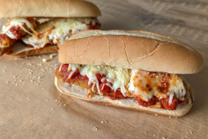 Sub De Pollo Y Parmesano