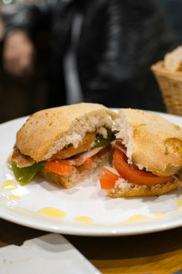 Sándwich De Filete De Queso Filadelfia