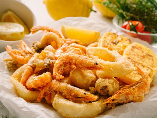 Fruits De Mer Frits Mixtes