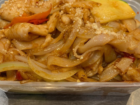 Pad Tailandés De Pollo