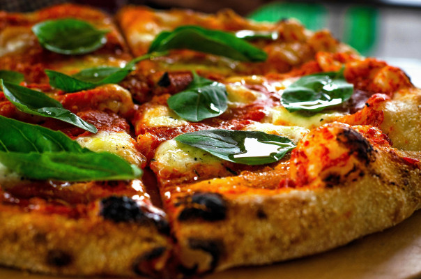 Rebanada De Pizza De Queso