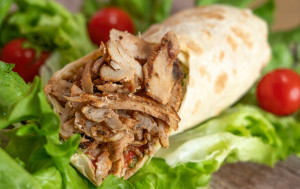 Sandwich Au Poulet Et Au Shawarma