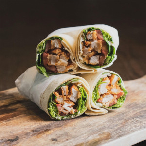 Wrap De Pollo Y Shawarma