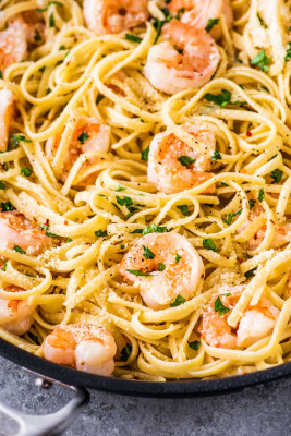 Linguini Con Camarones Y Gambas