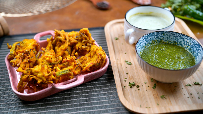 Kadhi Pakora