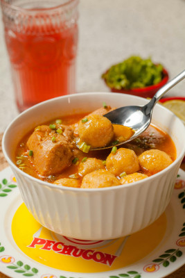 Sopa De Bolas De Matzá