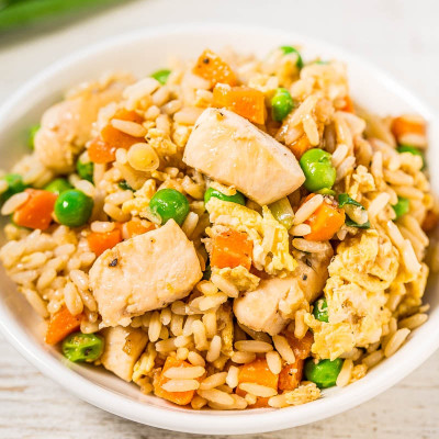 Arroz Frito Con Pollo Especial