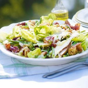 Salade De Poulet Du Jardin Printanier