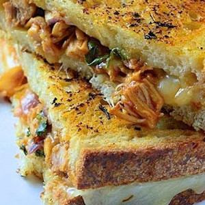 Sándwich De Pollo A La Parrilla A La Barbacoa