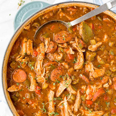 Gumbo De Pollo Y Salchicha