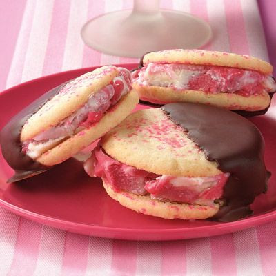 Tourbillon De Chocolat Et De Framboise