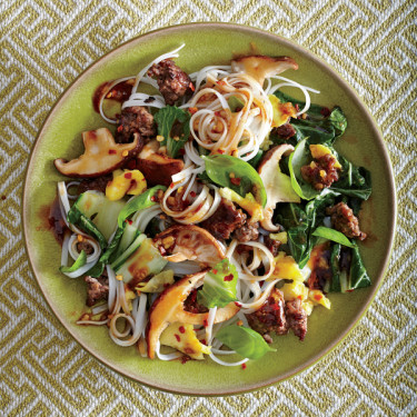 Fideos Con Salsa De Huevo