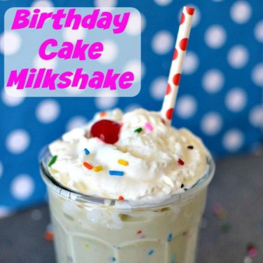 Gâteau D'anniversaire Milkshake