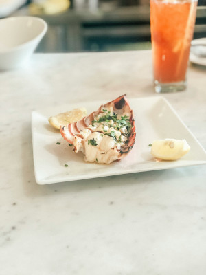 Cola De Langosta Asada