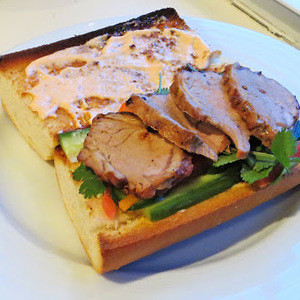 Sandwich Au Poisson Géant