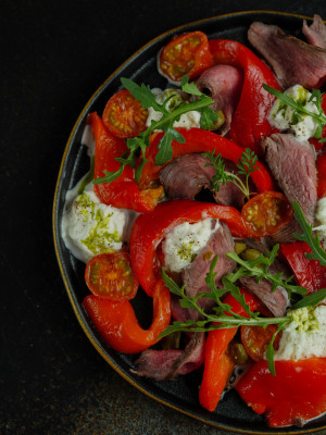 Hackad Antipastosallad