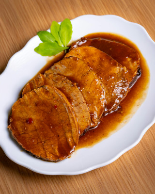 Quesadilla De Carne Deshebrada