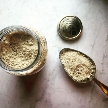 Mezcla Para Panqueques Con Suero De Leche Y Galletas Cracker Barrel