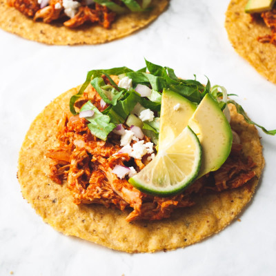 Tostadas De Tinga
