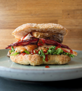 Sándwich Club Cajún Únicamente